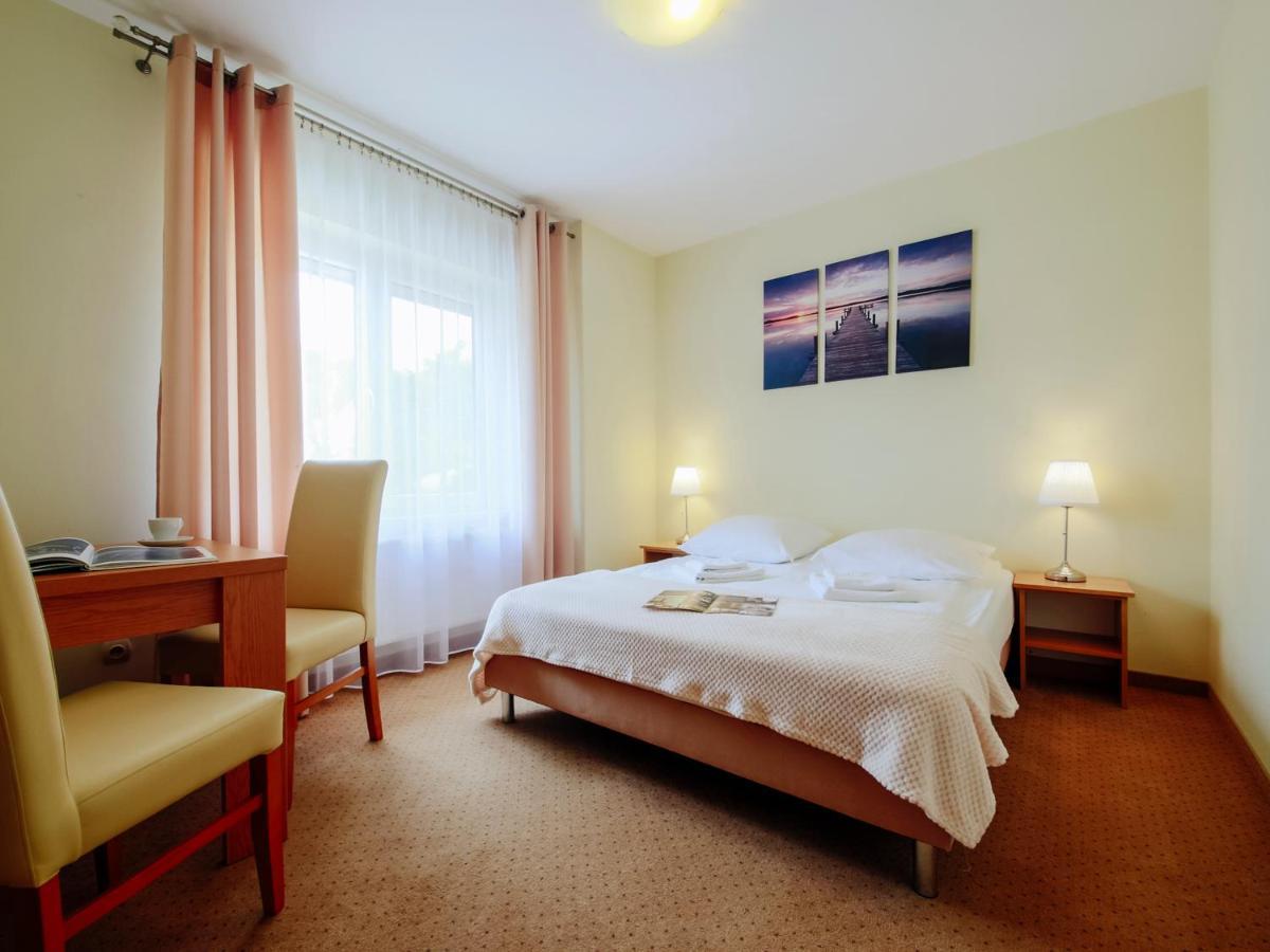 Hotel Laziska Czchow Exterior photo