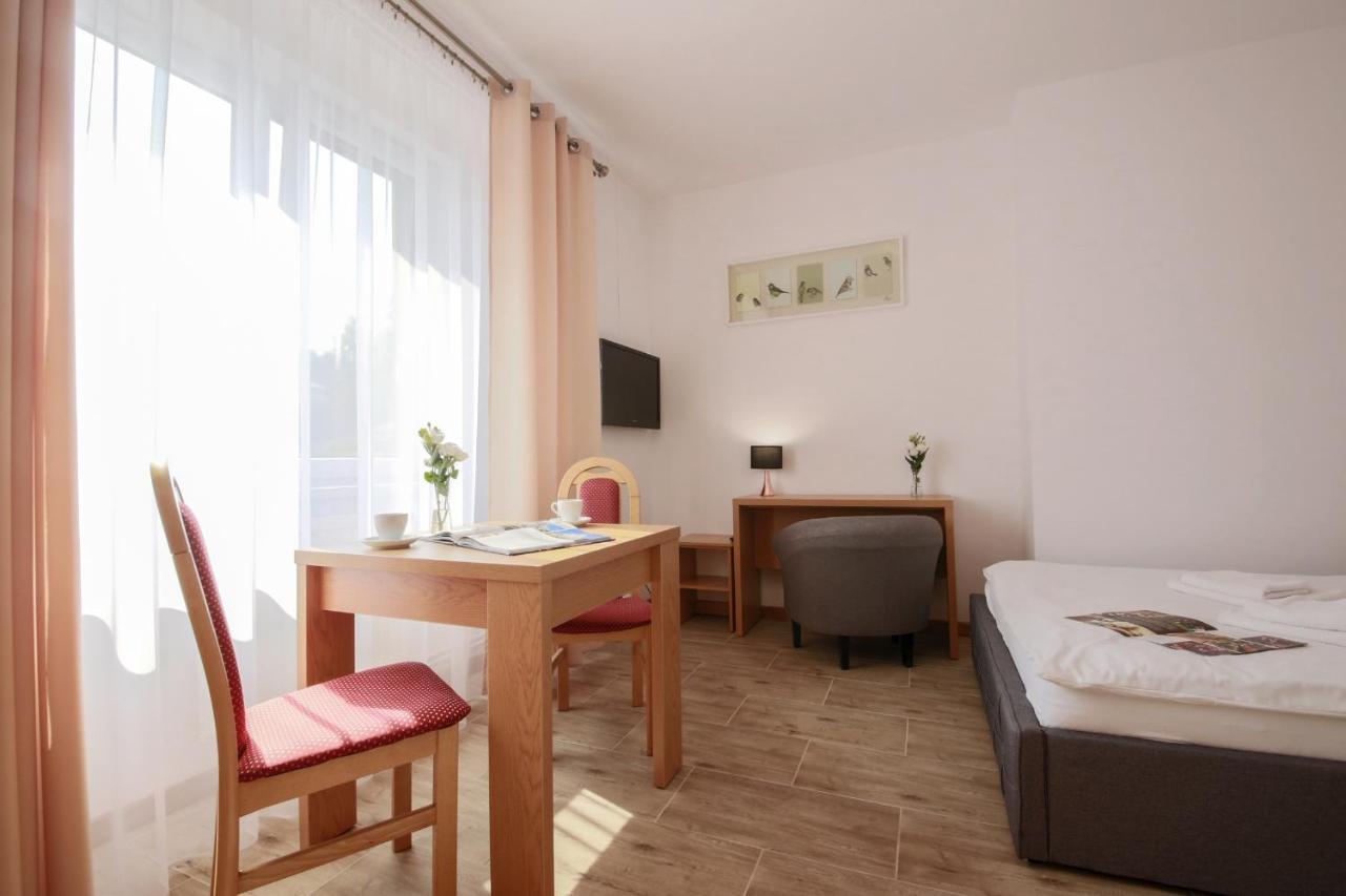 Hotel Laziska Czchow Exterior photo